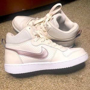 Nike Court Borough MID GS Sneaker Beige and Rose Gold